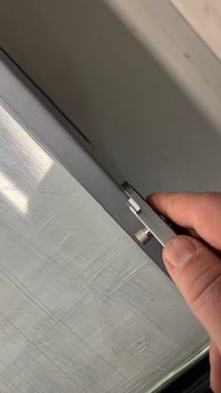 Reunaleikkuri (Precision Edge Cut)