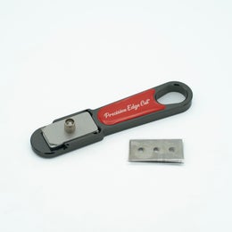 Kennolevy reunaleikkuri (Precision Edge Cut)