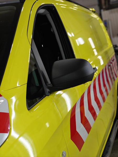 K88032 Gloss Primrose